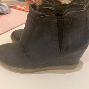 Miz mooz wedge booties size 37